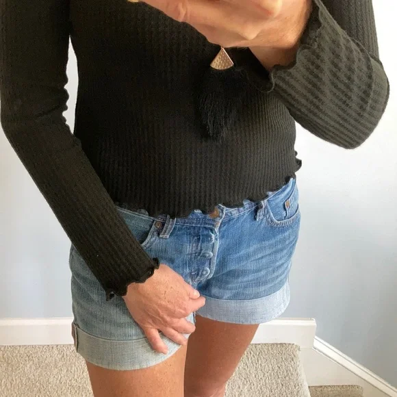 Black Cropped, Waffle Knit Top - Picture 4 of 11